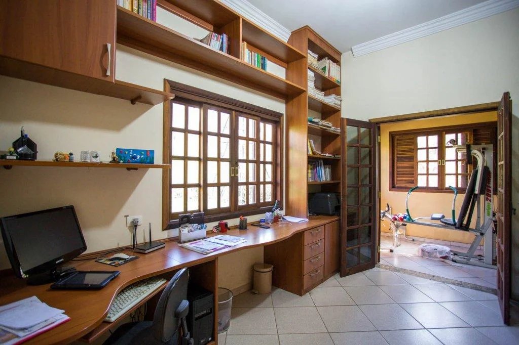 Casa à venda com 4 suítes em Cidade São Francisco, São Paulo, SP