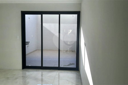 Sobrado à venda com 3 suítes em Vila Libanesa, São Paulo, SP
