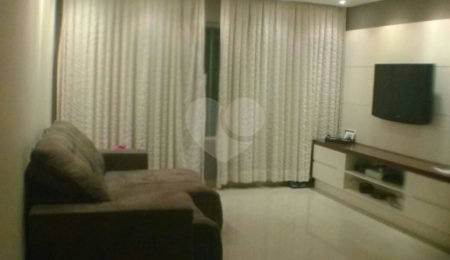 Sobrado à venda com 3 quartos, sendo 1 suíte,  em Vila Mazzei, São Paulo, SP