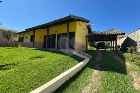 Chácara à venda com 3 quartos, sendo 1 suíte, em Pavão (canguera), São Roque, SP