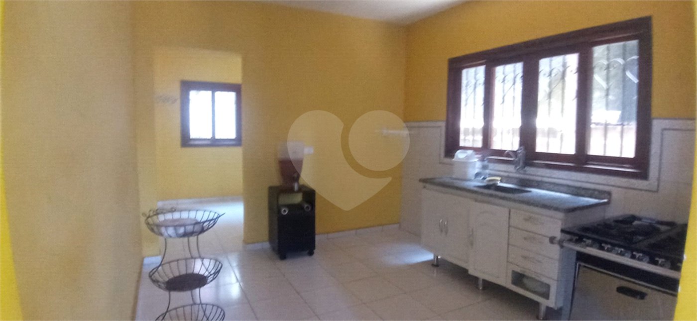 Casa à venda com 5 quartos, sendo 1 suíte, em Roseira, Mairiporã, SP