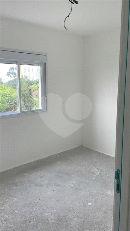 Apartamento à venda com 3 quartos, sendo 1 suíte,  em Vila Suzana, São Paulo, SP