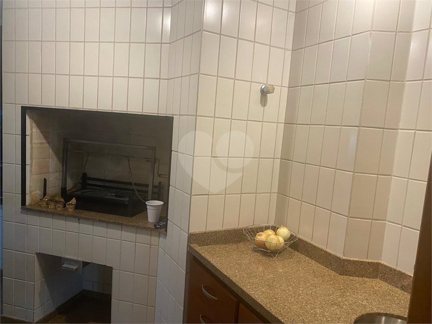Apartamento à venda com 3 suítes em Jardim Londrina, São Paulo, SP