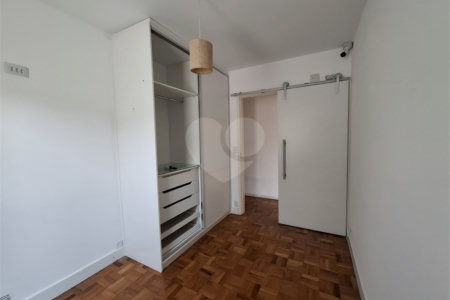 Sobrado à venda com 3 quartos, sendo 1 suíte, em Chácara Santo Antônio, São Paulo, SP