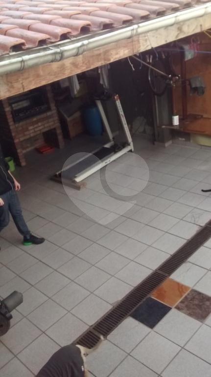 Casa à venda com 4 quartos, sendo 1 suíte, em Parque Vitória, São Paulo, SP