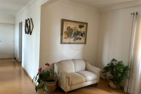 Apartamento à venda com 3 quartos, sendo 1 suíte, em Planalto Paulista, São Paulo, SP