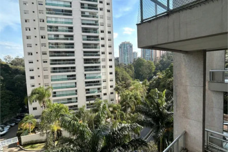 Apartamento à venda com 2 suítes em Parque do Morumbi, São Paulo, SP