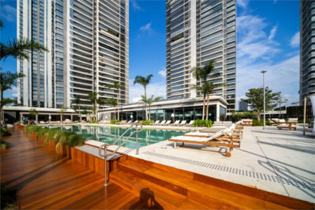Apartamento à venda com 3 suítes em Jardim Morumbi, São Paulo, SP