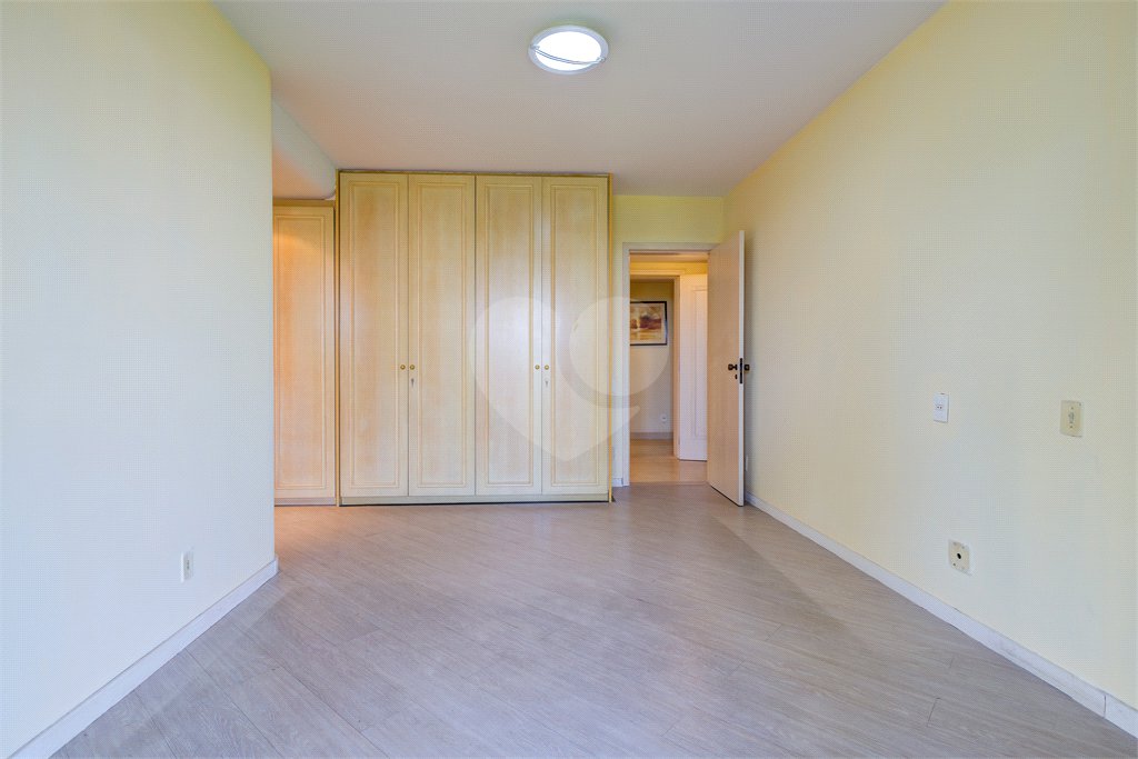 Apartamento à venda com 4 suítes em Alto da Boa Vista, São Paulo, SP