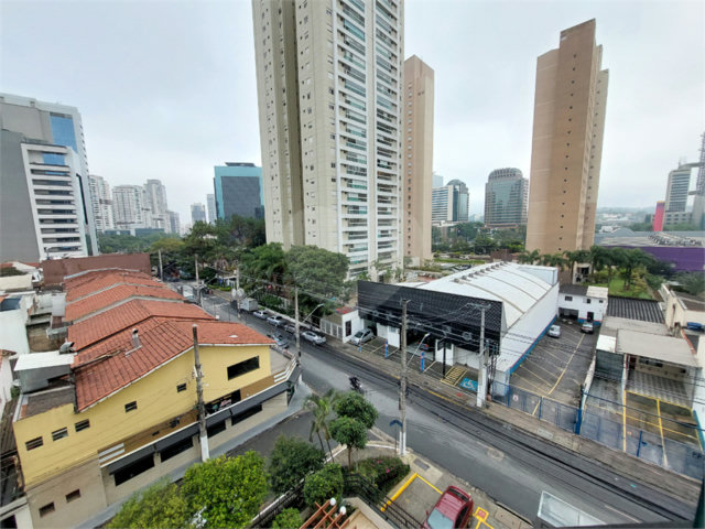 Apartamento à venda com 2 suítes em Brooklin, São Paulo, SP