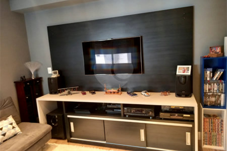 Apartamento à venda com 4 suítes em Vila Suzana, São Paulo, SP