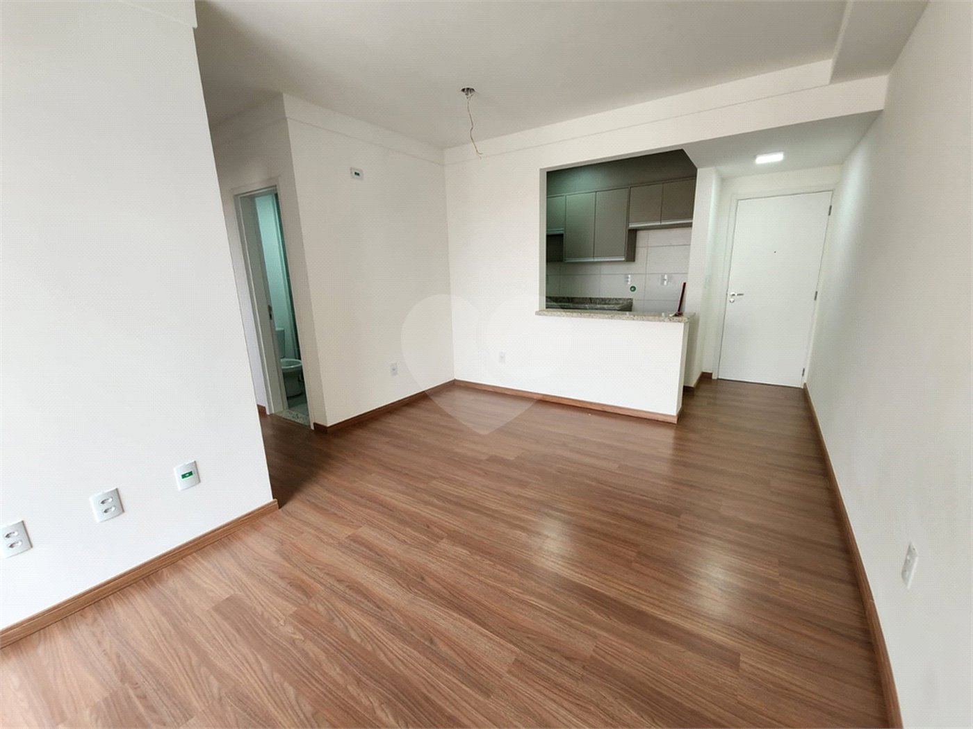 Apartamento à venda com 2 quartos, sendo 1 suíte,  em Jardim Piratininga, Sorocaba, SP