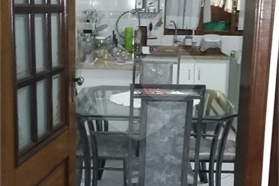 Sobrado à venda com 3 quartos, sendo 1 suíte, em Vila Guilherme, São Paulo, SP