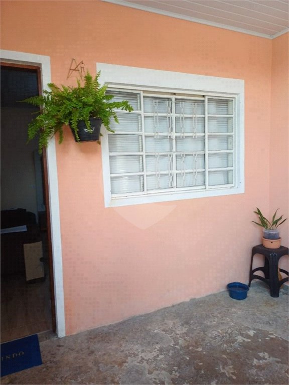Casa à venda com 3 quartos, sendo 1 suíte, em Jardim Vinhas do Sol (mailasqui), São Roque, SP