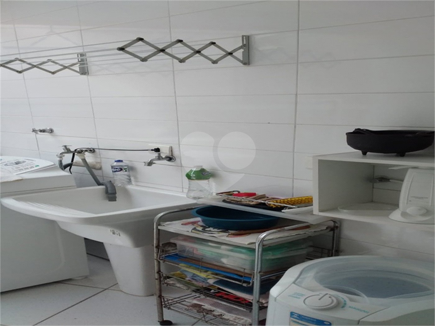 Casa à venda com 3 quartos, sendo 2 suítes, no condomínio Villa's Residencial, São Paulo - SP