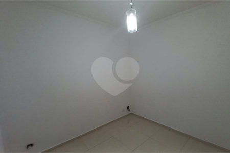Apartamento à venda com 3 quartos em Jardim Londrina, São Paulo, SP