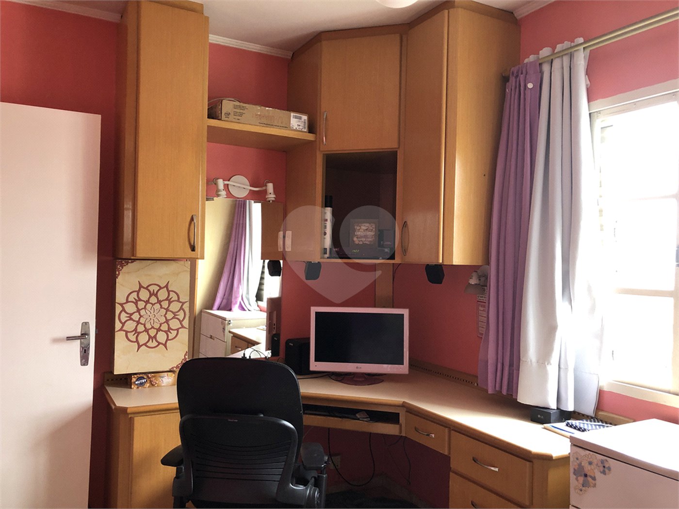 Sobrado à venda com 3 quartos, sendo 1 suíte, em Vila Gustavo, São Paulo, SP