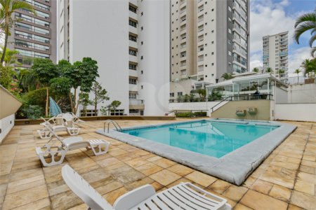 Apartamento à venda com 4 suítes em Campo Belo, São Paulo, SP