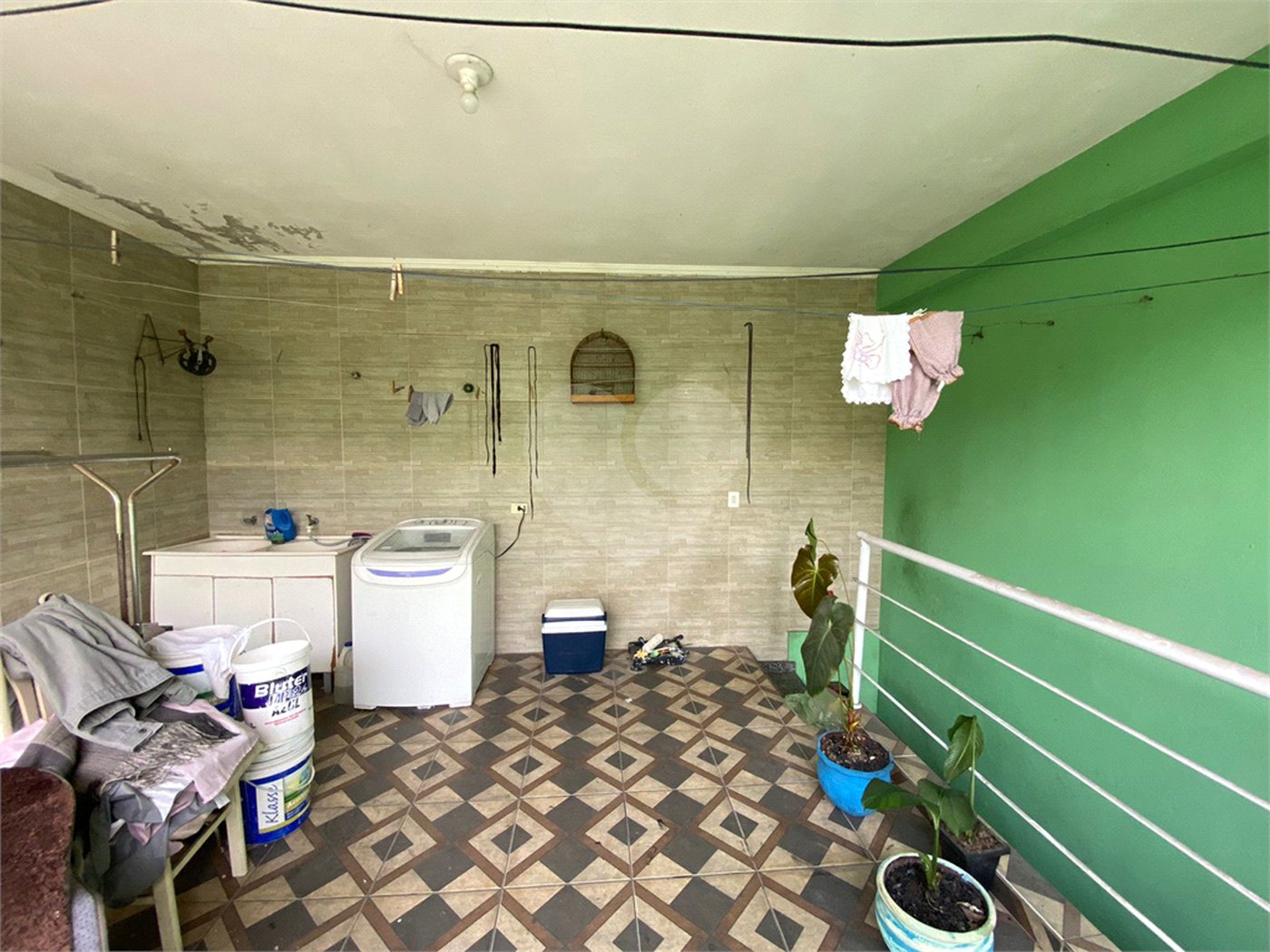 Sobrado à venda com 4 quartos em Jardim Santa Luzia de Poa, Itaquaquecetuba, SP