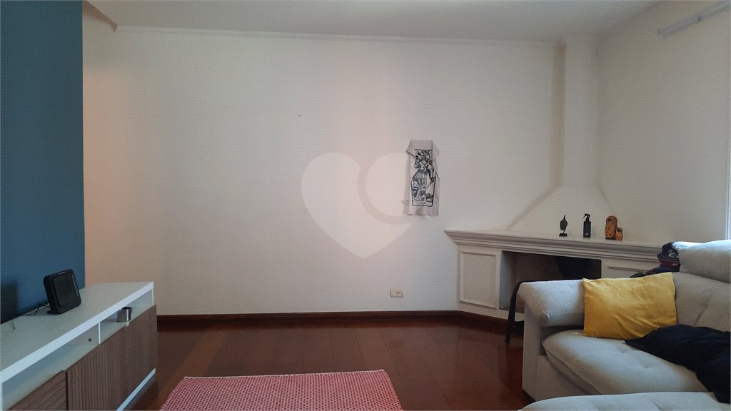 Casa de Vila à venda com 4 quartos, sendo 2 suítes, em Granja Julieta, São Paulo, SP