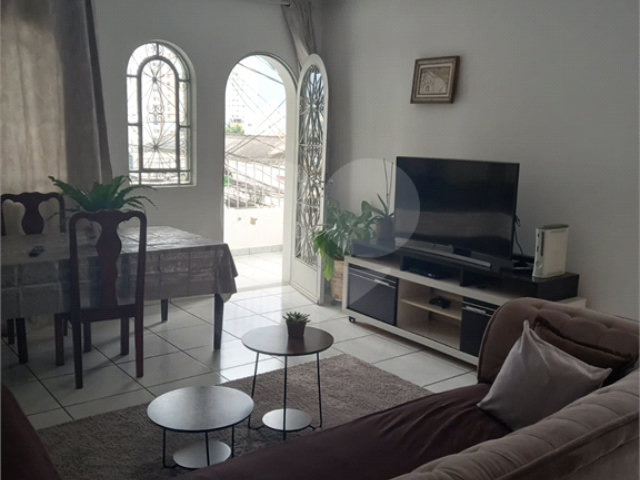 Casa Térrea à venda com 3 quartos, sendo 1 suíte,  em Parada Inglesa, São Paulo, SP