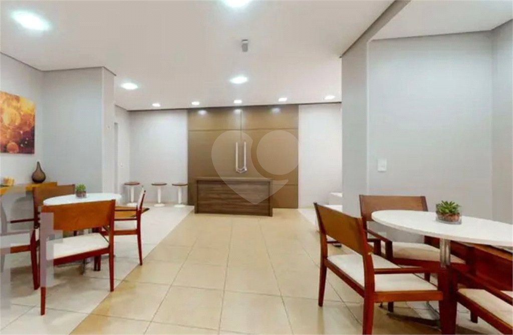 Apartamento à venda com 3 quartos, sendo 1 suíte, em Parque Reboucas, São Paulo, SP