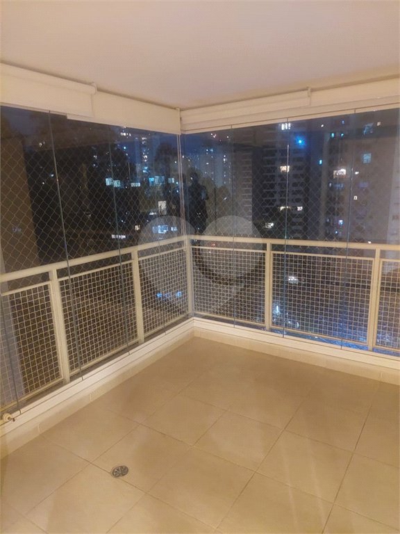 Apartamento à venda com 3 quartos, sendo 2 suítes,  em Vila Andrade, São Paulo, SP