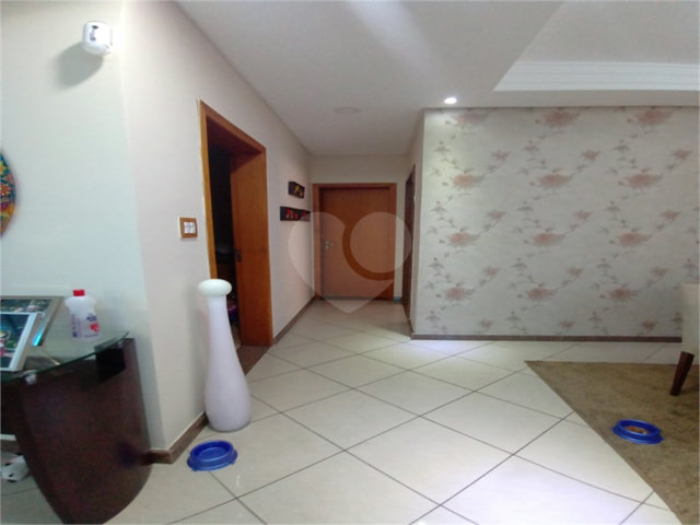 Sobrado à venda com 4 quartos, sendo 1 suíte,  em Tremembé, São Paulo, SP