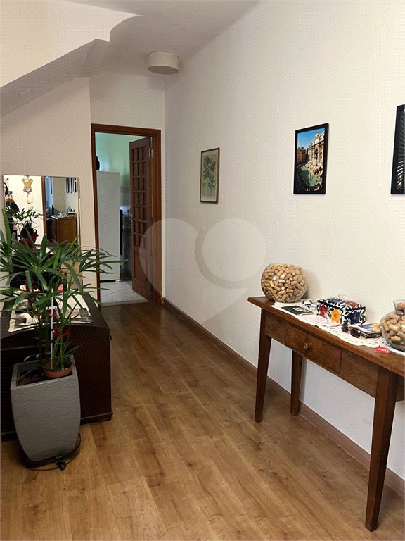Casa à venda com 3 quartos, sendo 1 suíte, em Vila Mariana, São Paulo, SP