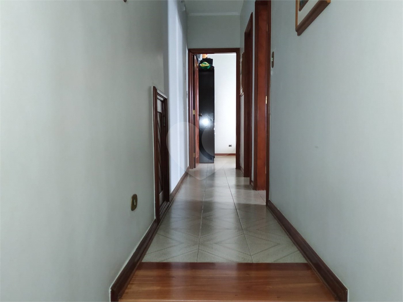 Casa à venda com 5 quartos, sendo 3 suítes,  no condomínio Portella, Itu - SP