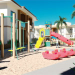 Apartamento à venda com 2 quartos, sendo 1 suíte, em Taperapuan, Porto Seguro, BA