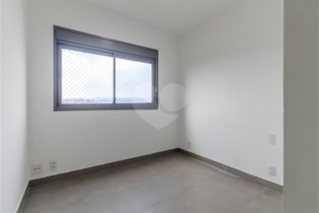 Apartamento à venda com 3 quartos, sendo 1 suíte,  em Vila Leopoldina, São Paulo, SP