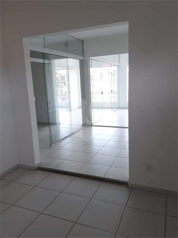 Casa à venda com 3 quartos em Santa Rosa, Vinhedo, SP