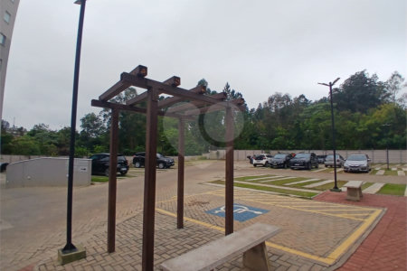 Apartamento à venda com 2 quartos, sendo 1 suíte, em Chácaras Manão, Mairinque, SP