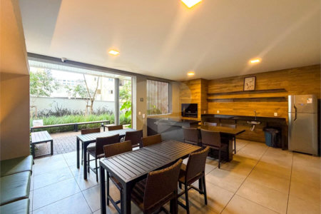 Apartamento à venda com 2 quartos em Lapa, São Paulo, SP