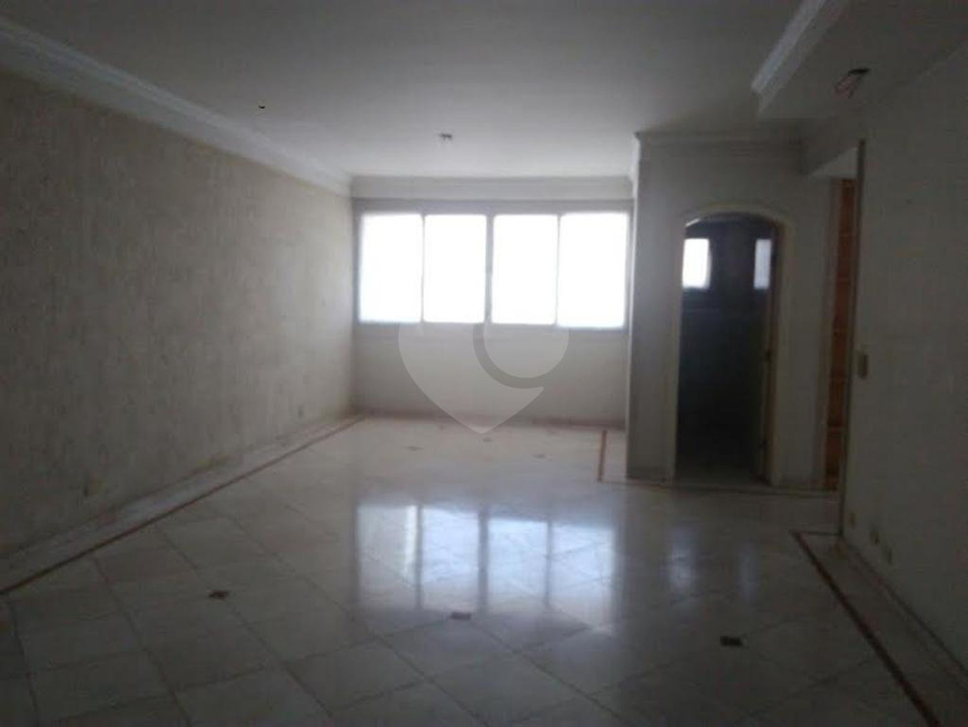 Casa à venda com 4 quartos, sendo 3 suítes, em Vila Maria Alta, São Paulo, SP