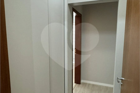 Casa à venda com 3 suítes no condomínio Residencial Delle Stelle, Louveira - SP