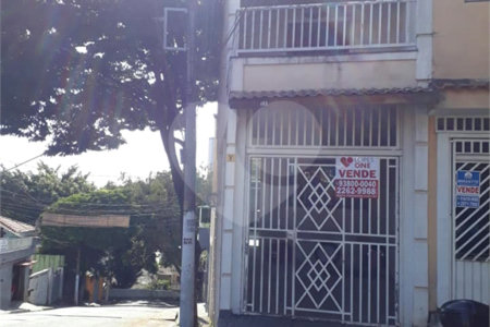 Sobrado à venda com 2 quartos em Parque Vitória, São Paulo, SP