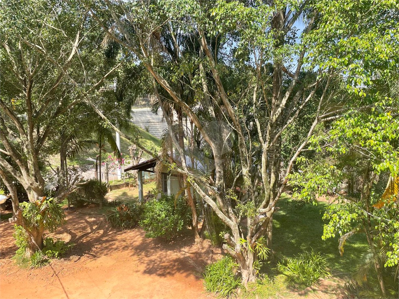 Chácara à venda com 3 quartos em Jardim Nova América, Louveira, SP