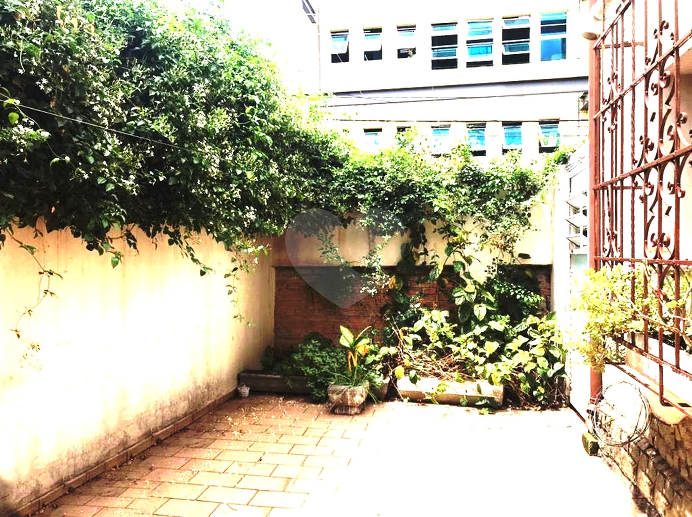 Sobrado à venda com 5 quartos, sendo 1 suíte, em Santana, São Paulo, SP
