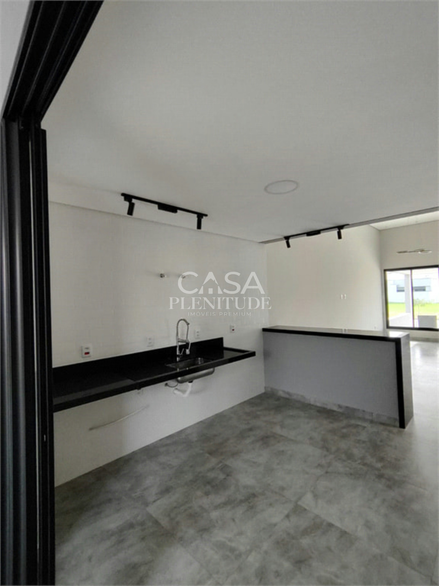 Casa em condomínio à venda com 3 quartos, sendo 1 suíte,  em Horto Florestal, Sorocaba, SP