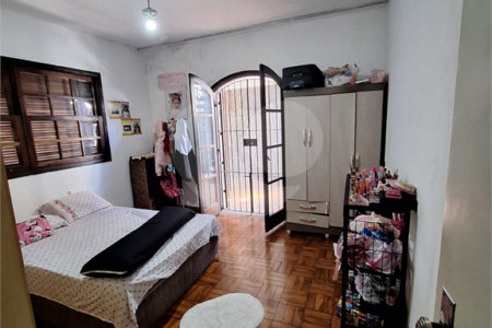 Casa à venda com 3 quartos, sendo 1 suíte, em Jardim Marisa, São Paulo, SP