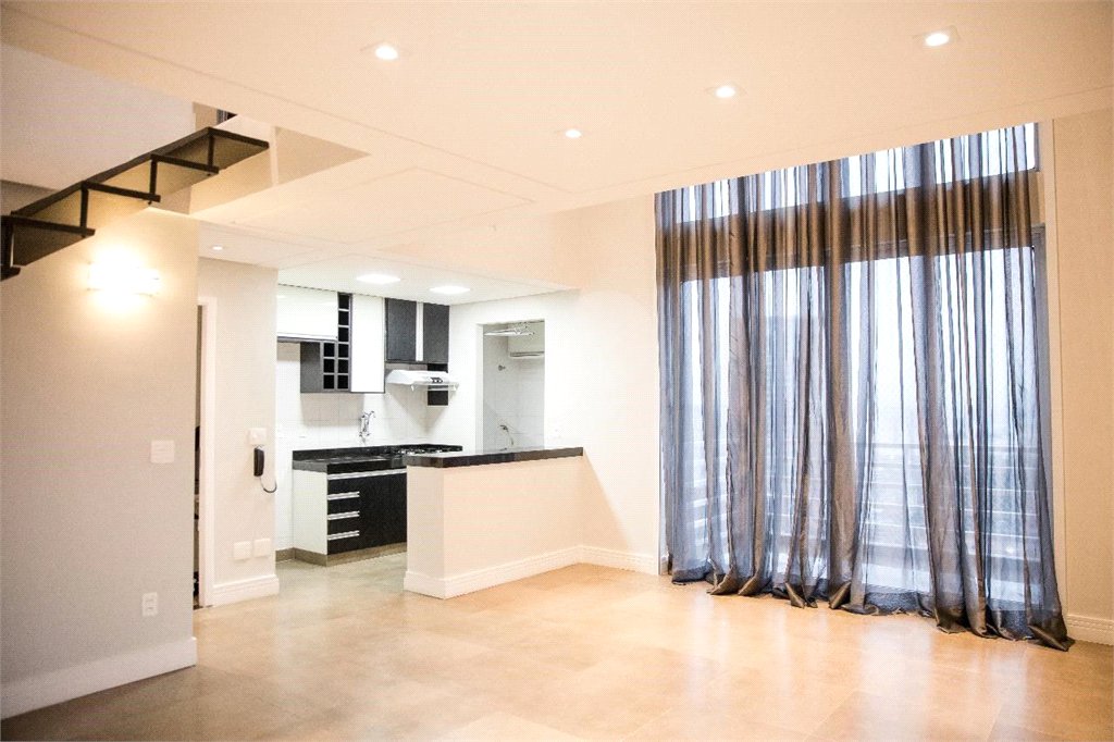 Apartamento à venda com 1 suíte em Vila Suzana, São Paulo, SP