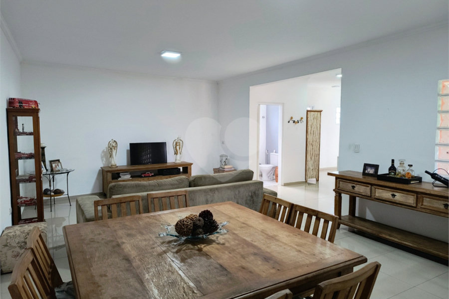 Casa à venda com 4 suítes em Roseira, Mairiporã, SP