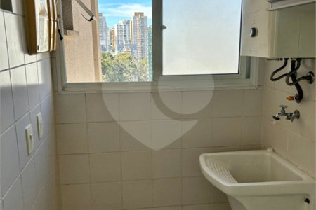 Apartamento à venda com 2 quartos, sendo 1 suíte, em Vila Andrade, São Paulo, SP