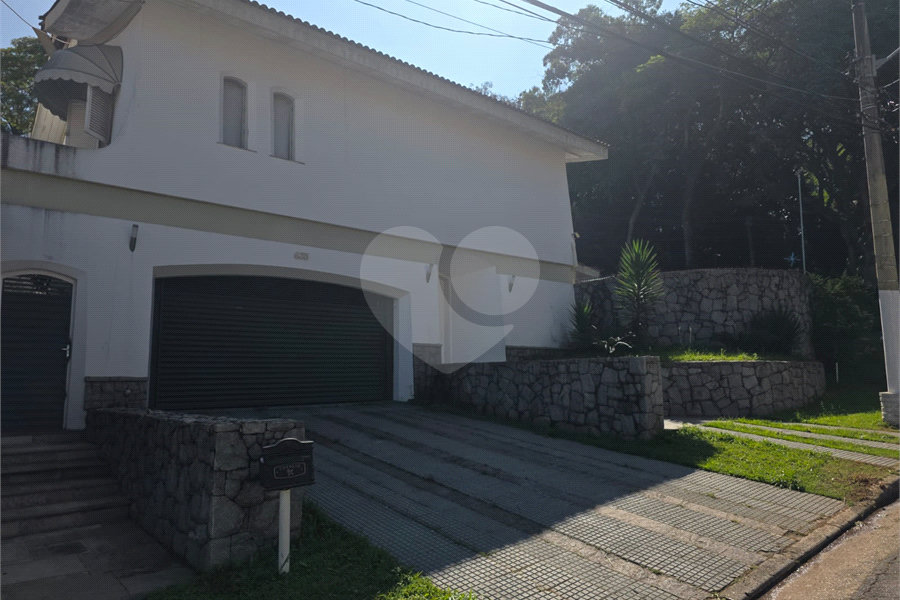 Sobrado à venda com 3 suítes em Jardim França, São Paulo, SP
