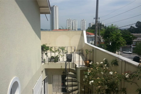 Sobrado à venda com 3 quartos, sendo 1 suíte, em Campo Grande, São Paulo, SP