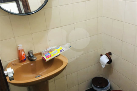 Sobrado à venda com 4 quartos, sendo 1 suíte, em Santana, São Paulo, SP