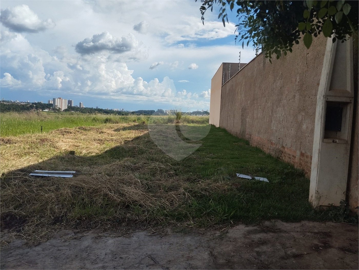 Terreno à venda em Residencial Vista do Horto, Araraquara, SP