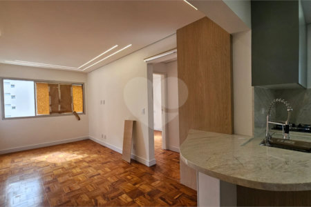 Apartamento à venda com 1 suíte em Moema, São Paulo, SP
